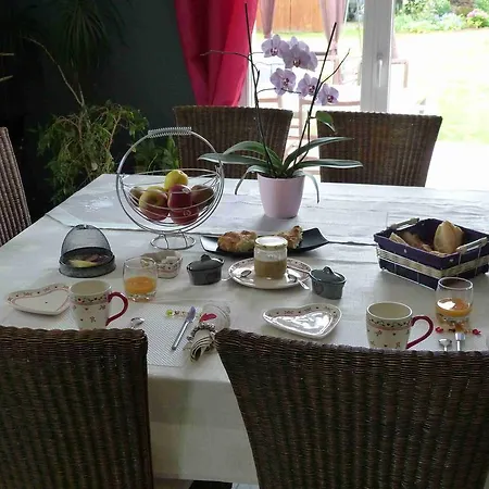 住宿加早餐酒店 桑提优汉奈瑟住宿加早餐旅馆 Saint-Jean-Kourtzerode